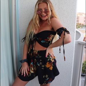 Blue flower two piece set